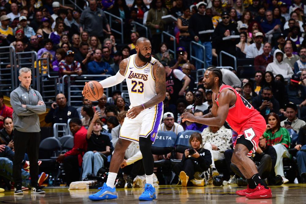 撼动争冠局势！ESPN盘点以字母哥为核心的五笔交易